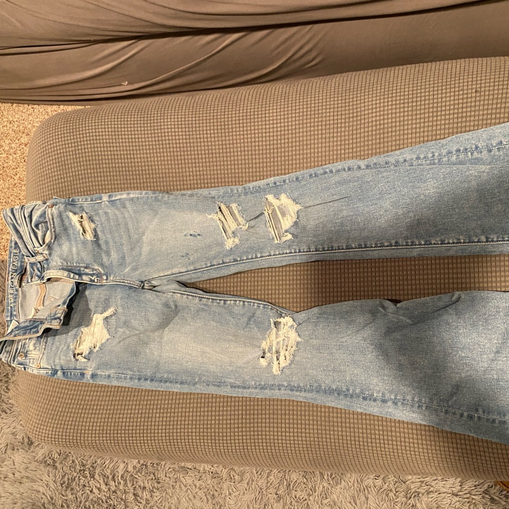 Women’s American eagle jeans